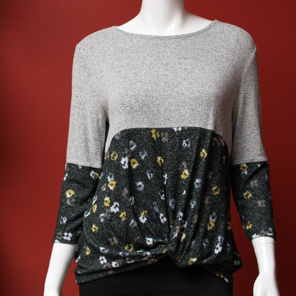 Market & Spruce Patterned Sweater